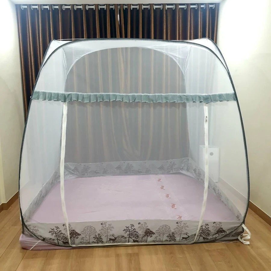 màn chụp đỉnh vuông 1m4 chân viền xám
